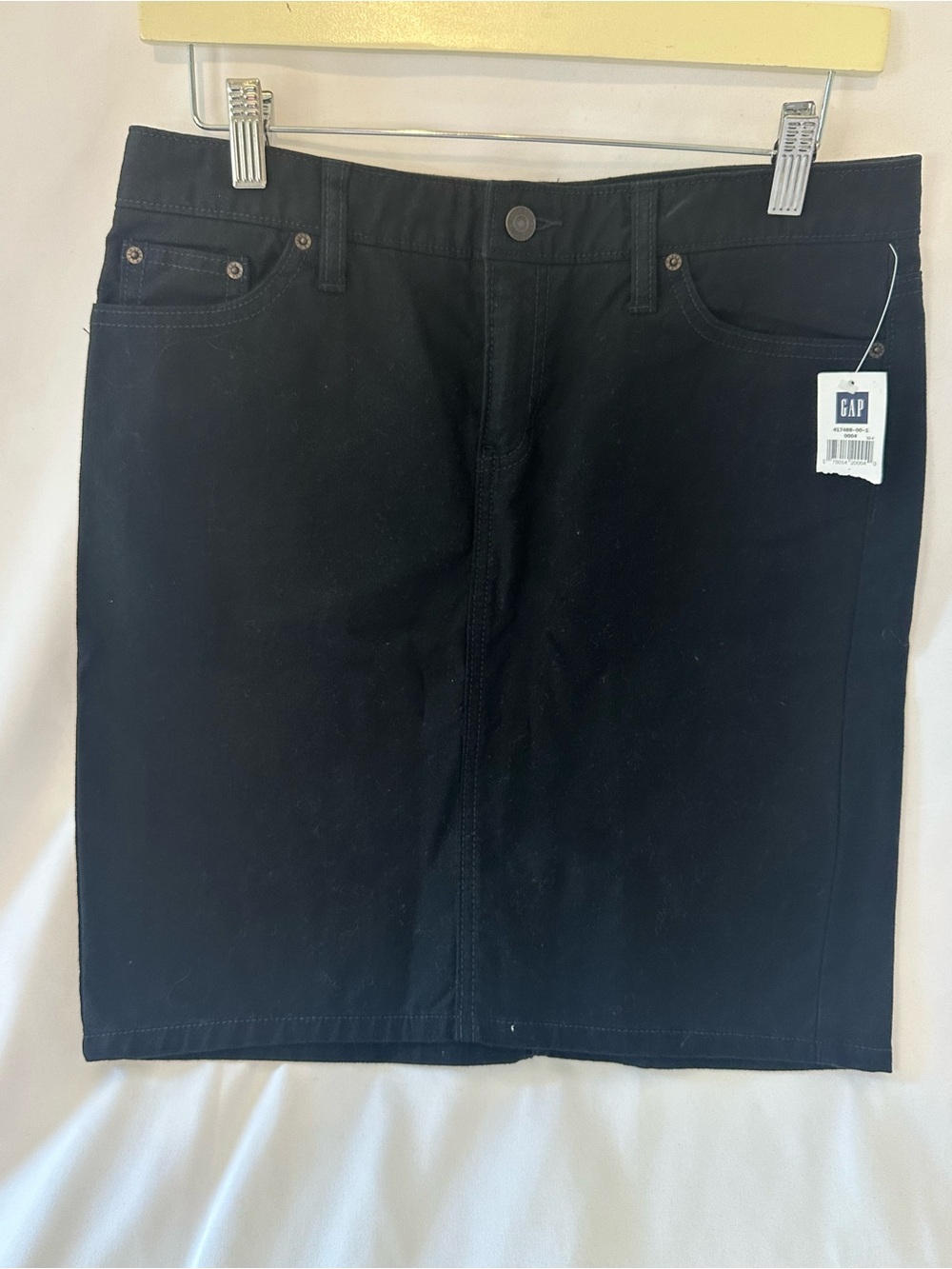GAP Black Pencil Skirt with Classic Five-Pocket Style